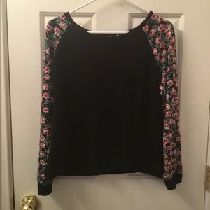 One clothing sweater